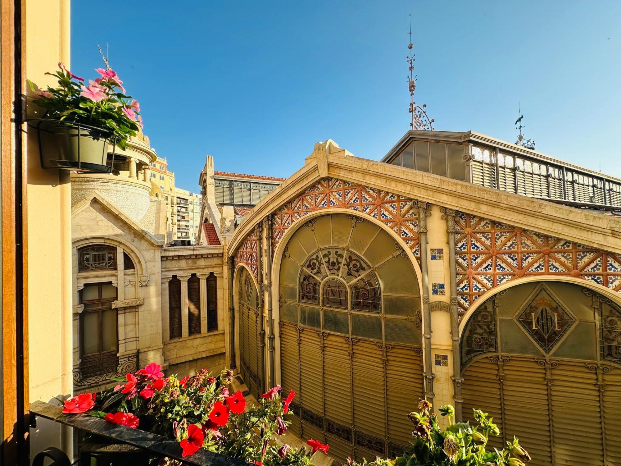 Mirador 5 Del Mercado Central - Habitacion Con Bano Privado En El Centro De La Ciudad Vella Валенсия Экстерьер фото