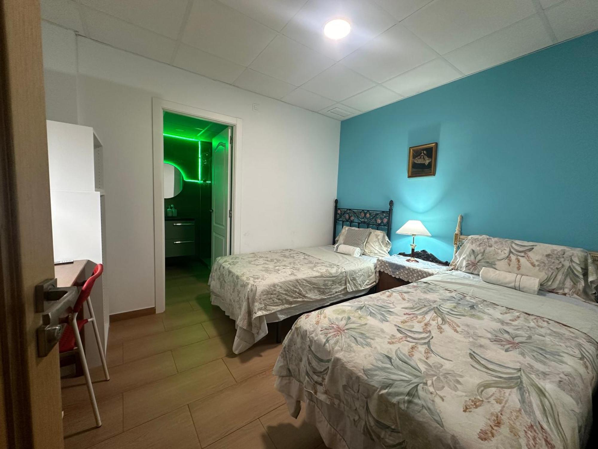 Mirador 5 Del Mercado Central - Habitacion Con Bano Privado En El Centro De La Ciudad Vella Валенсия Экстерьер фото